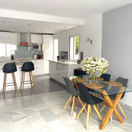 Increible Bajo Con Jardin Y Piscina - Puerto Banus Apartment Marbella